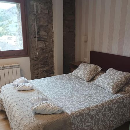 Cal Xesc Leilighet Castellar De N'Hug Eksteriør bilde
